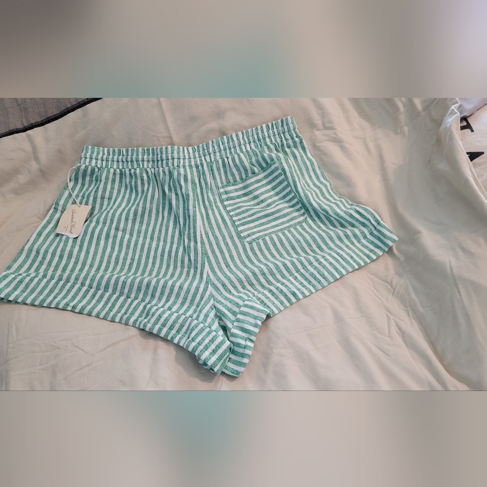 XXL Universal Threads linen blend shorts NWT - Picture 2 of 5